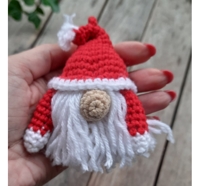 Hanging Santa Claus, crochet cute car charm, Rear view mirror red winter decorations 