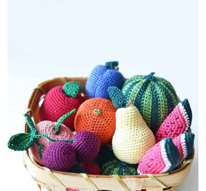 Crochet fruit and veggies