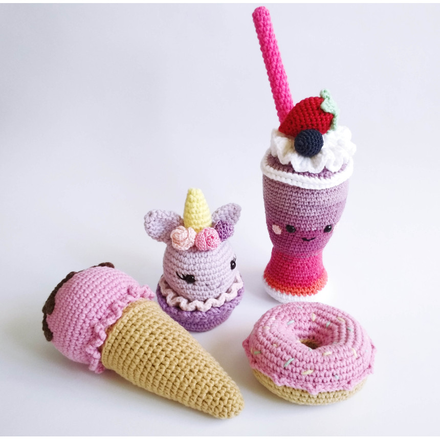 Play food kid set Fake food Girl play set Crochet sweets cupcakes
