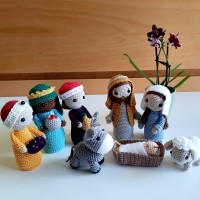 Handcrafted nativity crochet set, little Xmas doll collection Handcrafted nativity crochet set, little Xmas doll collection